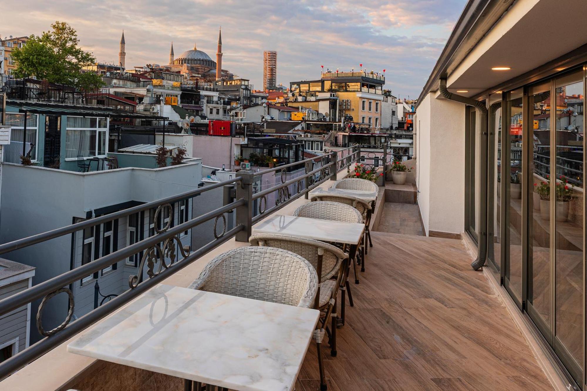 Azade Premier Hotel Istanbul
